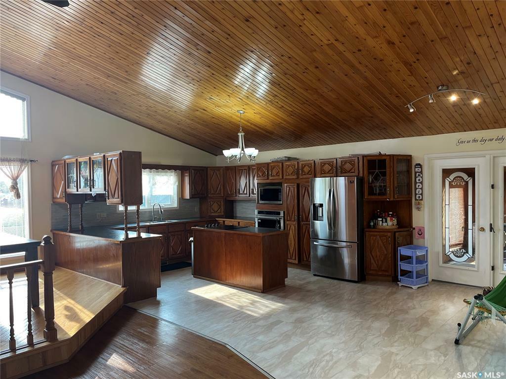 Property Photo: 3082 Sherman Drive SK S6V 7H6