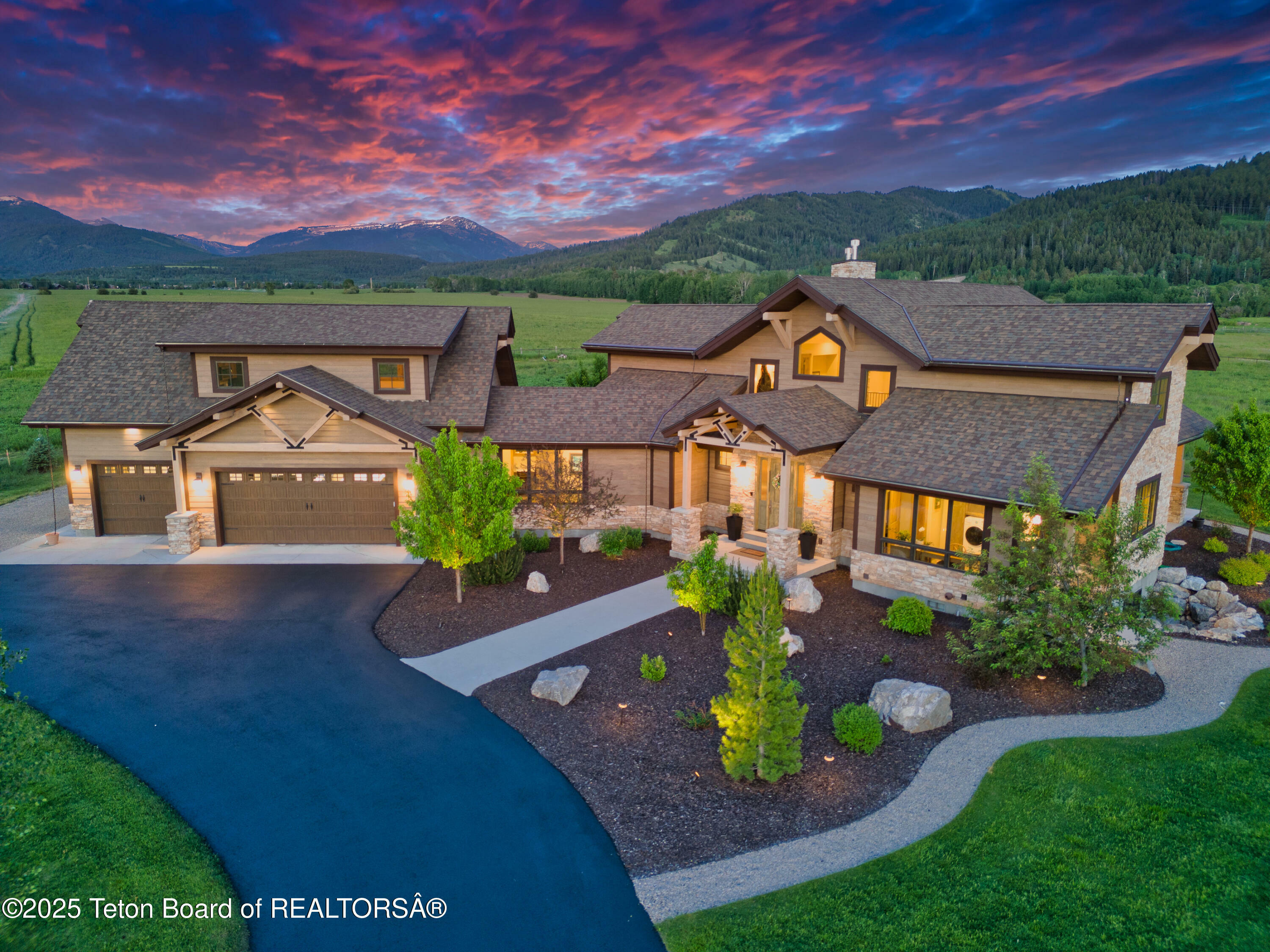 Property Photo: 1795 Fumarole Drive ID 83455