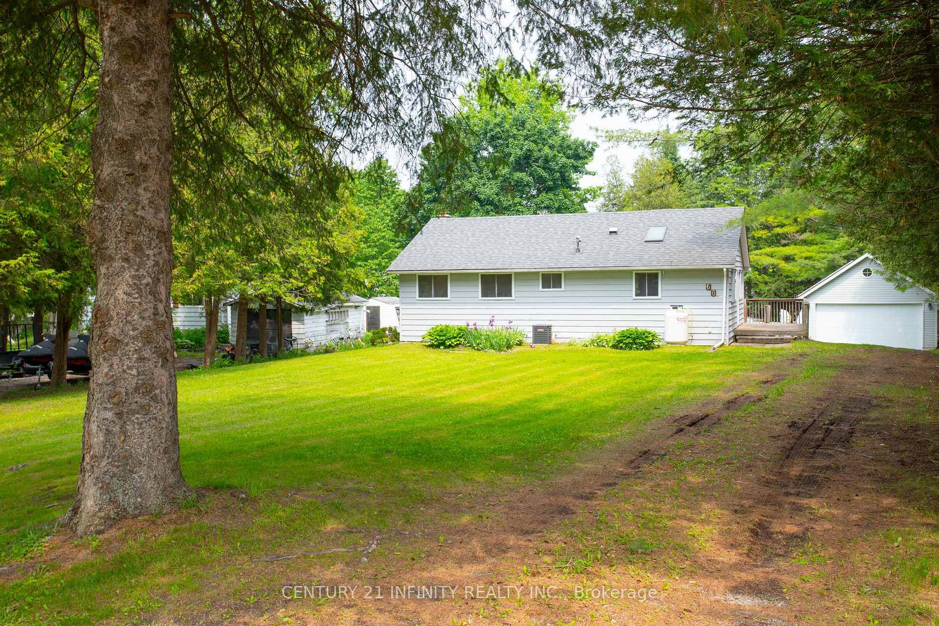 Property Photo:  66 Cowans Crescent  ON K0L 2W0 