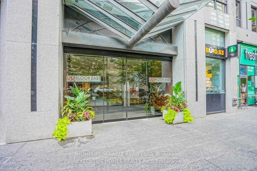 Property Photo: 55 Bloor Street E 603 ON M4W 3W6