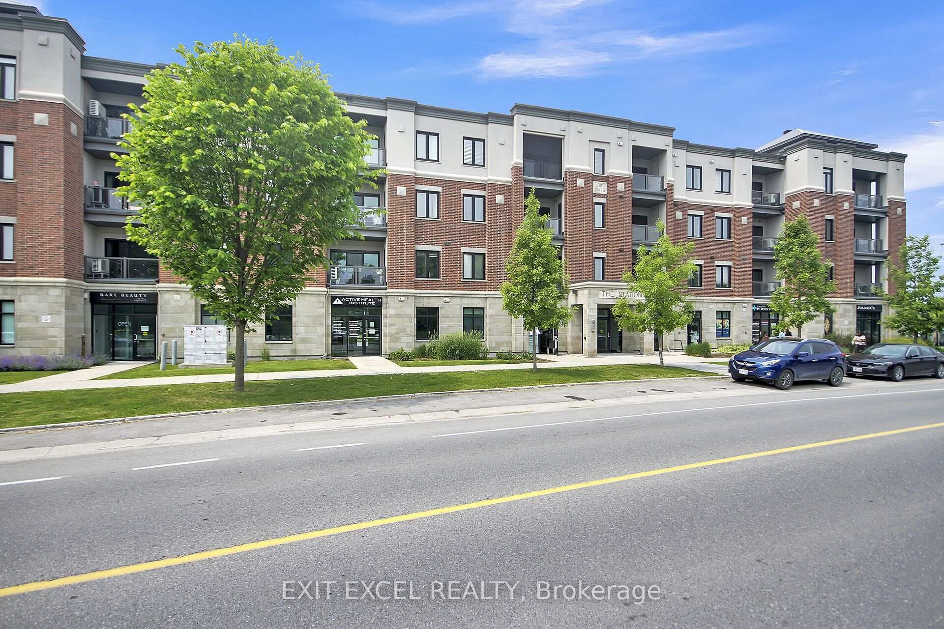 Property Photo: 615 Longfields Drive 307 ON K2J 6J3