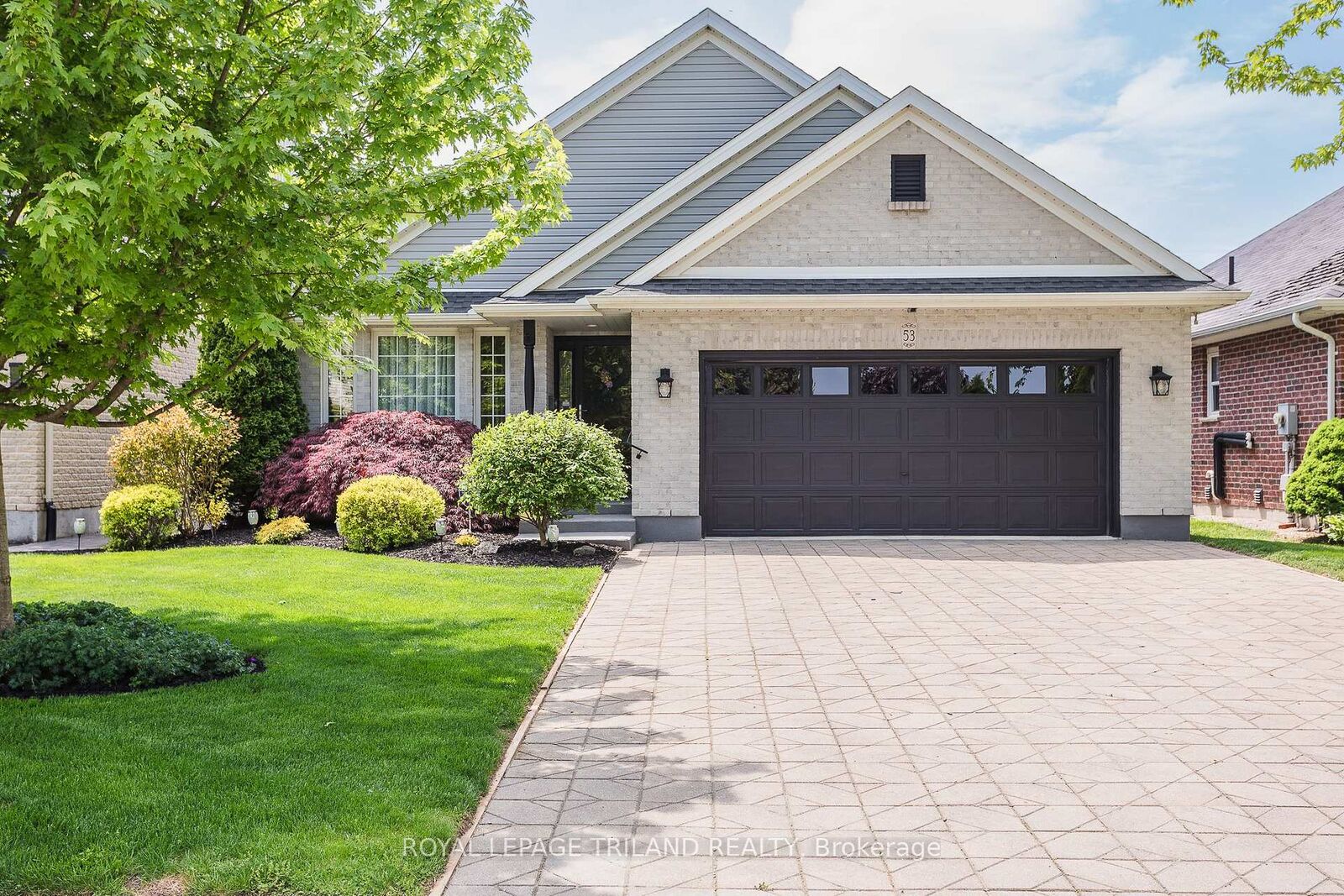 Property Photo:  53 Augusta Crescent  ON N5R 6K1 