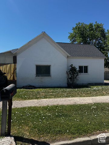 Property Photo: 188 E 100 N UT 84648
