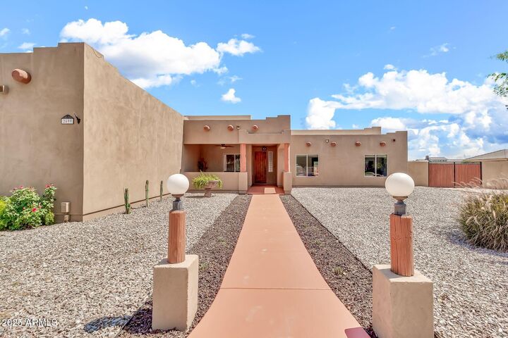 Property Photo:  2699 E Claxton Road  AZ 85297 