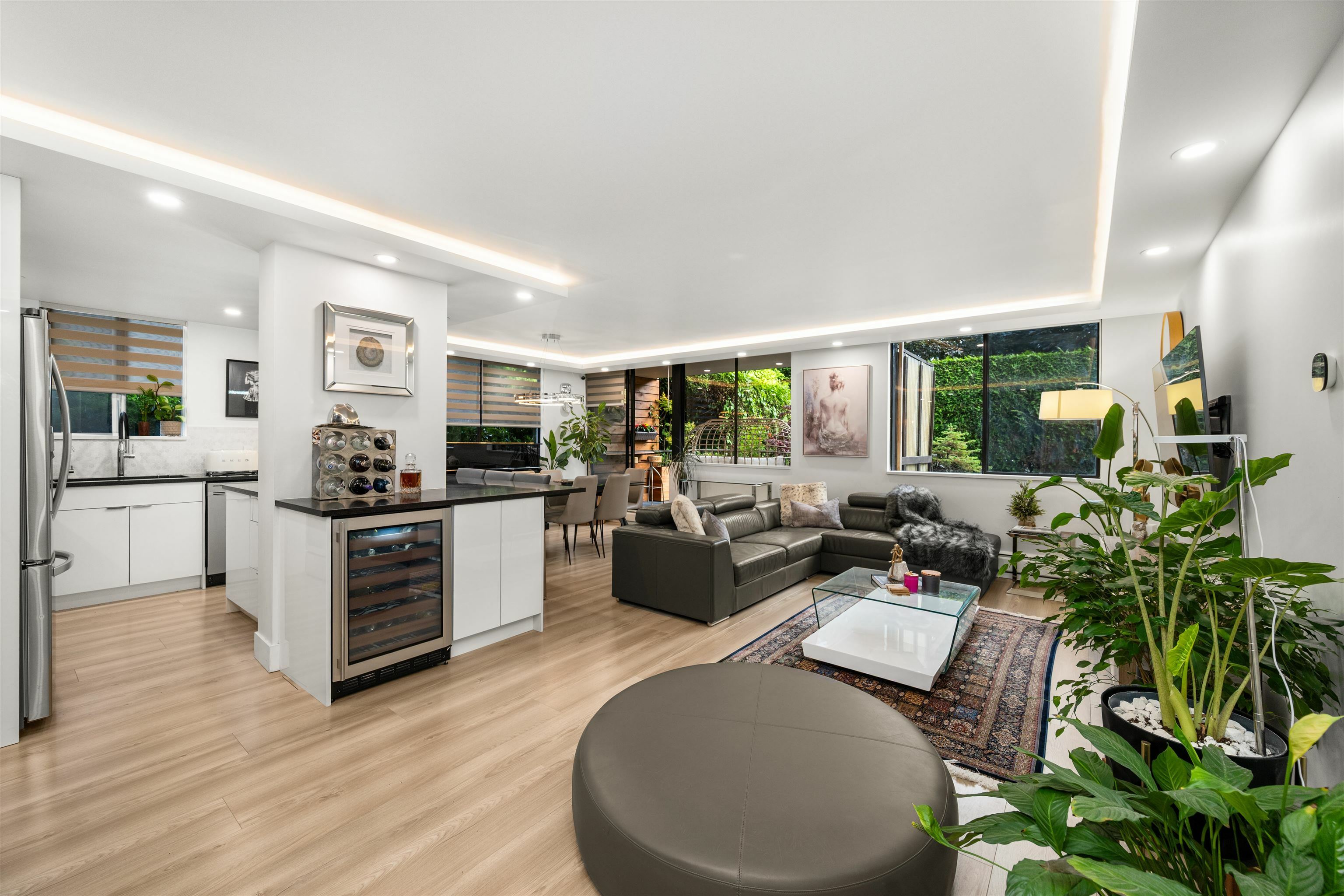 Photo de la propriété:  555 13th Street L1  BC V7T 2N8 