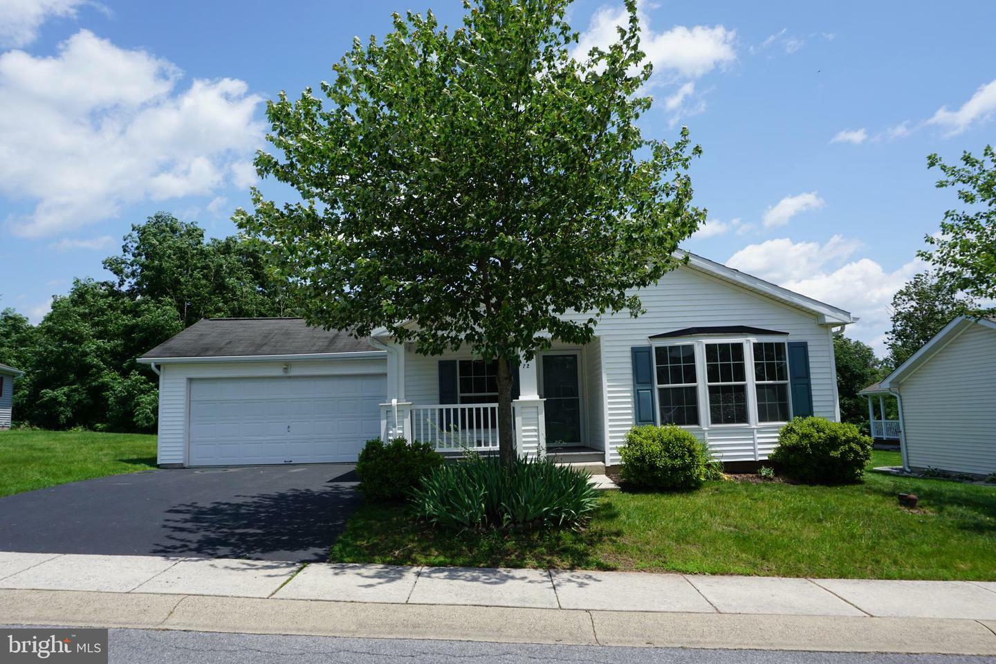 Property Photo:  72 Random Road  PA 19518 