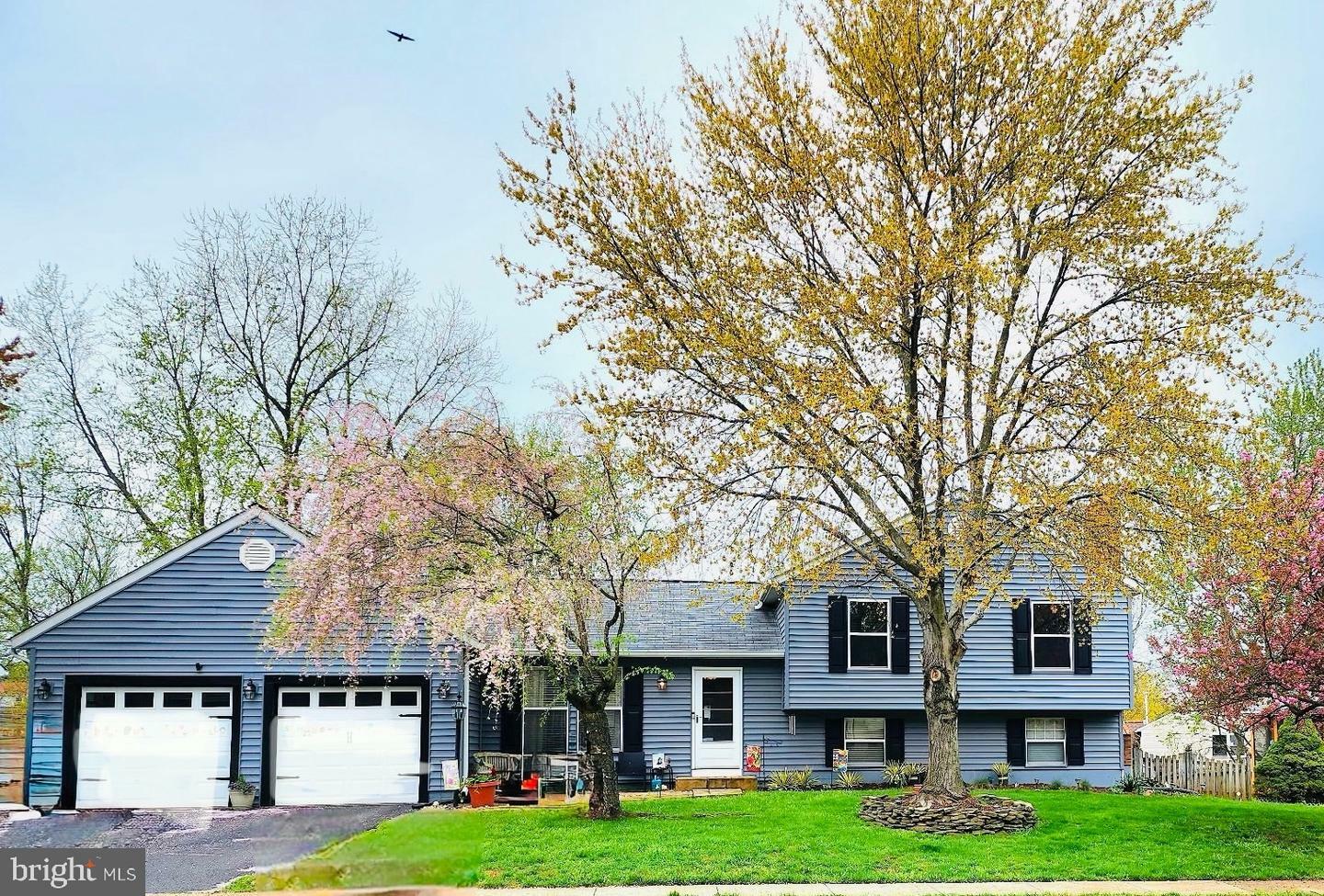 Property Photo: 111 Sue Ann Court VA 20164
