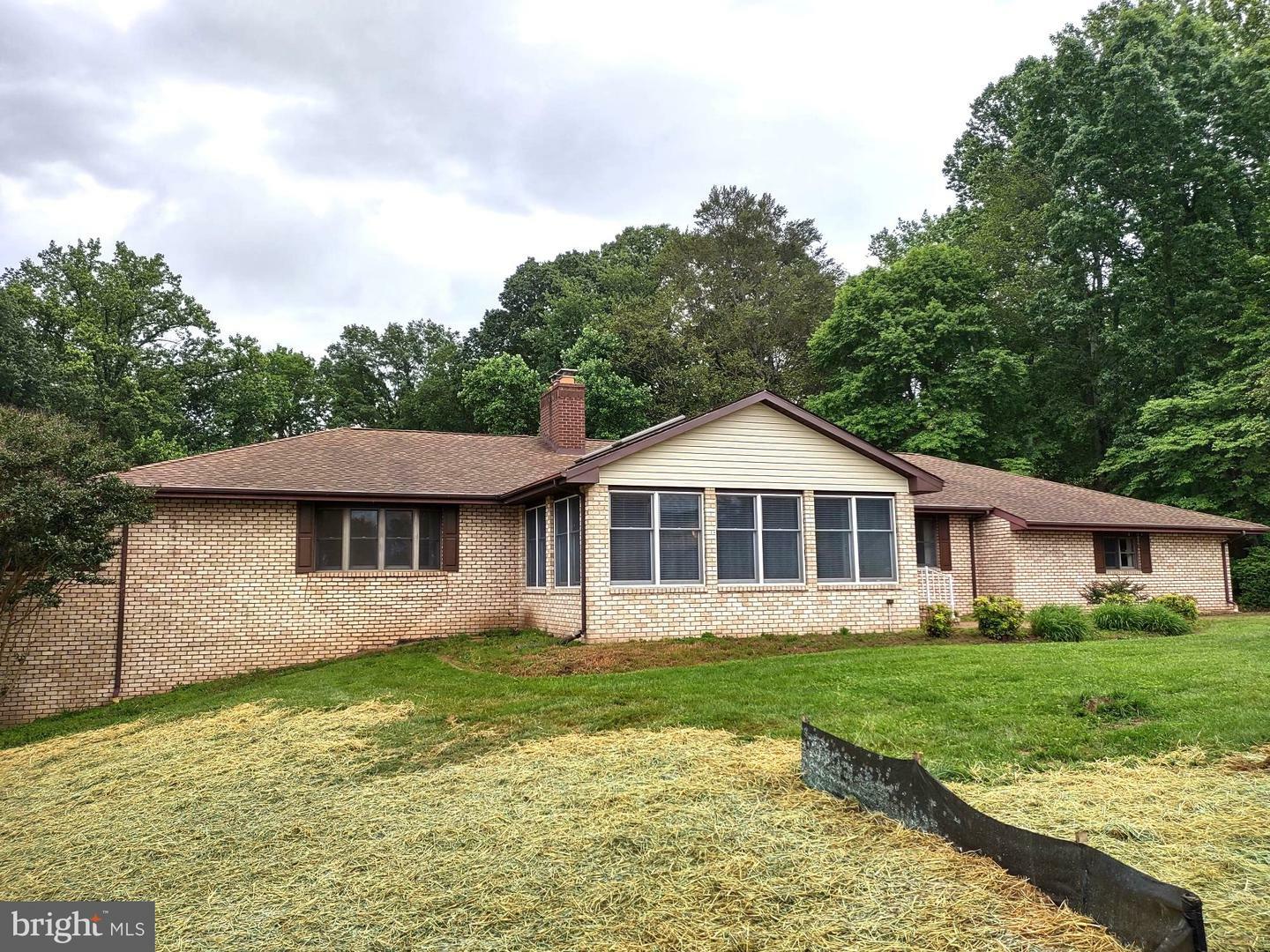 Property Photo: 1623 Shady Tree Court MD 21015
