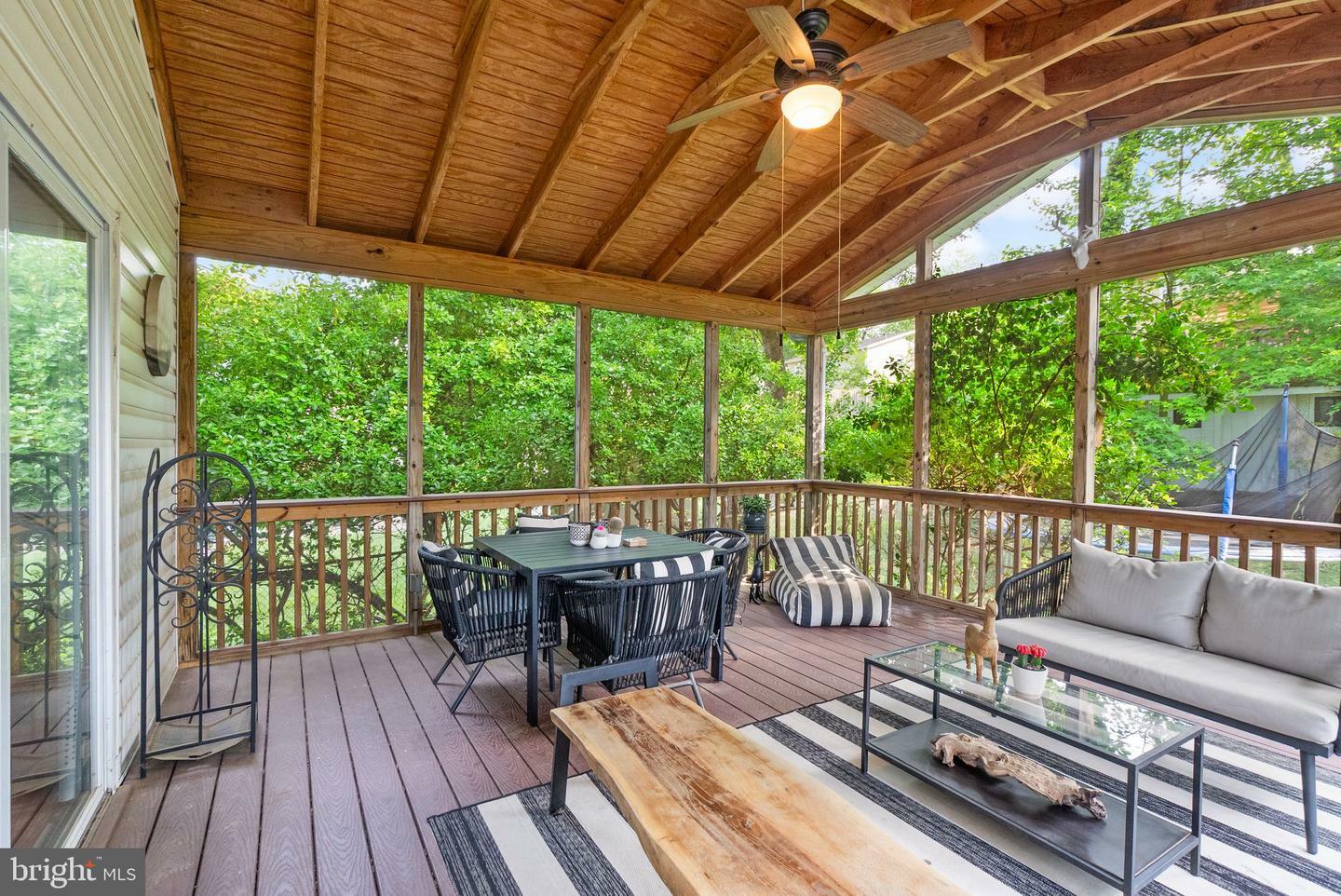 Property Photo: 11800 Rosalinda Drive MD 20854