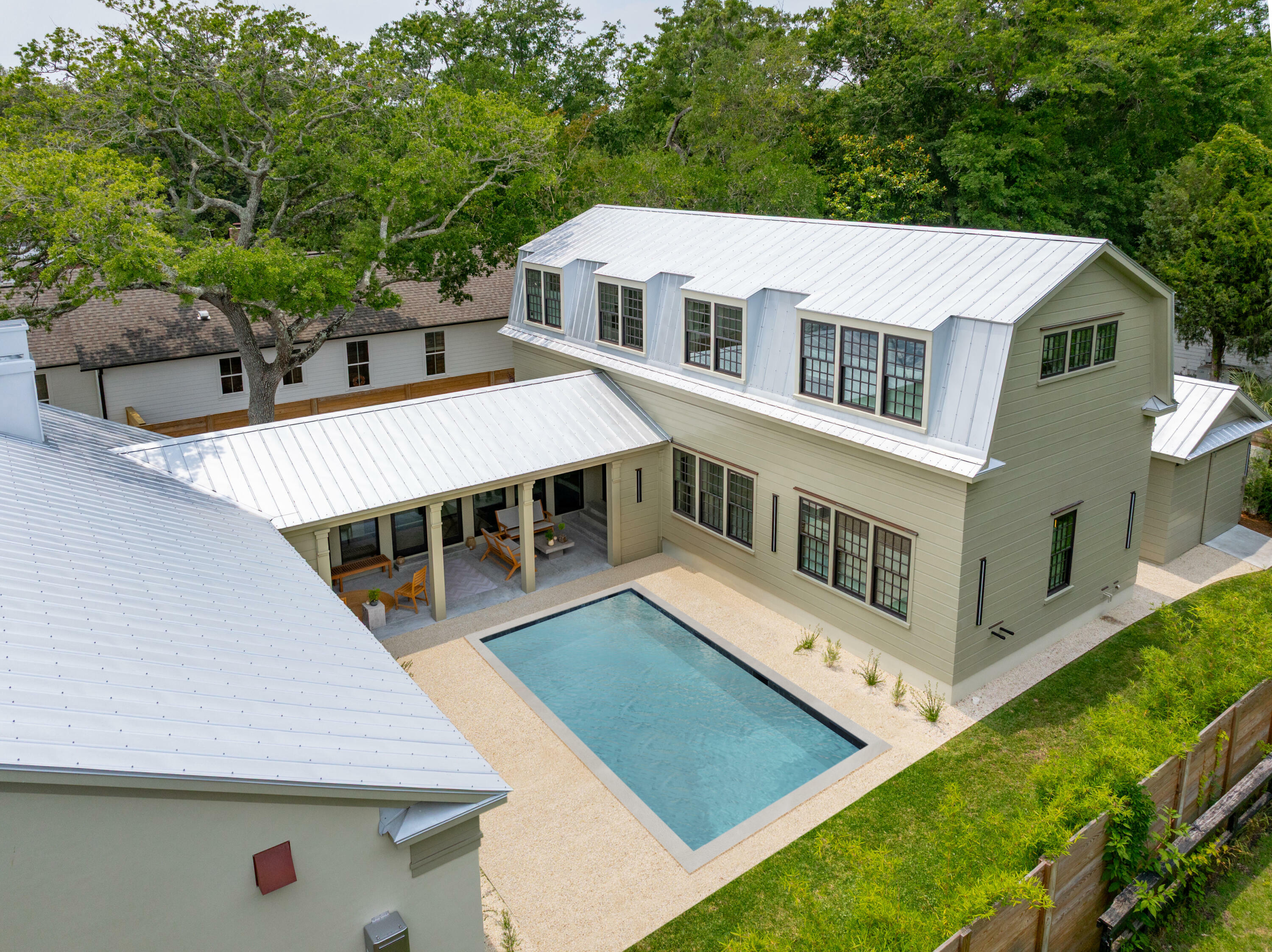 Property Photo: 922 Kincade Drive SC 29464