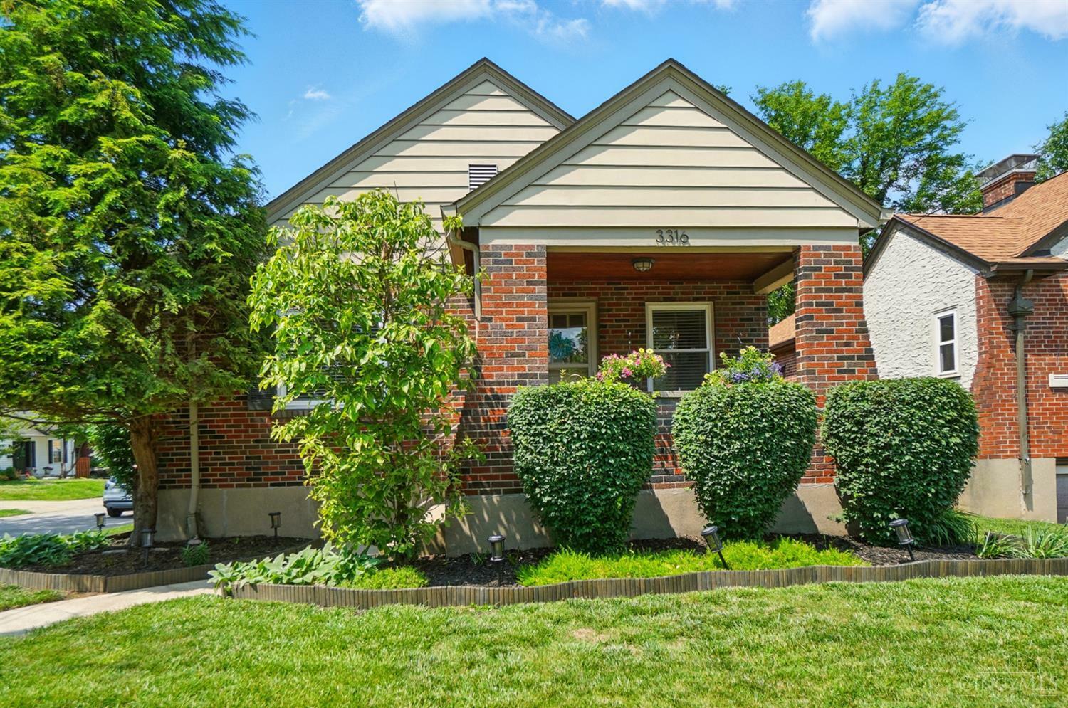 3316 S Sterling Way  Cincinnati OH 45209 photo