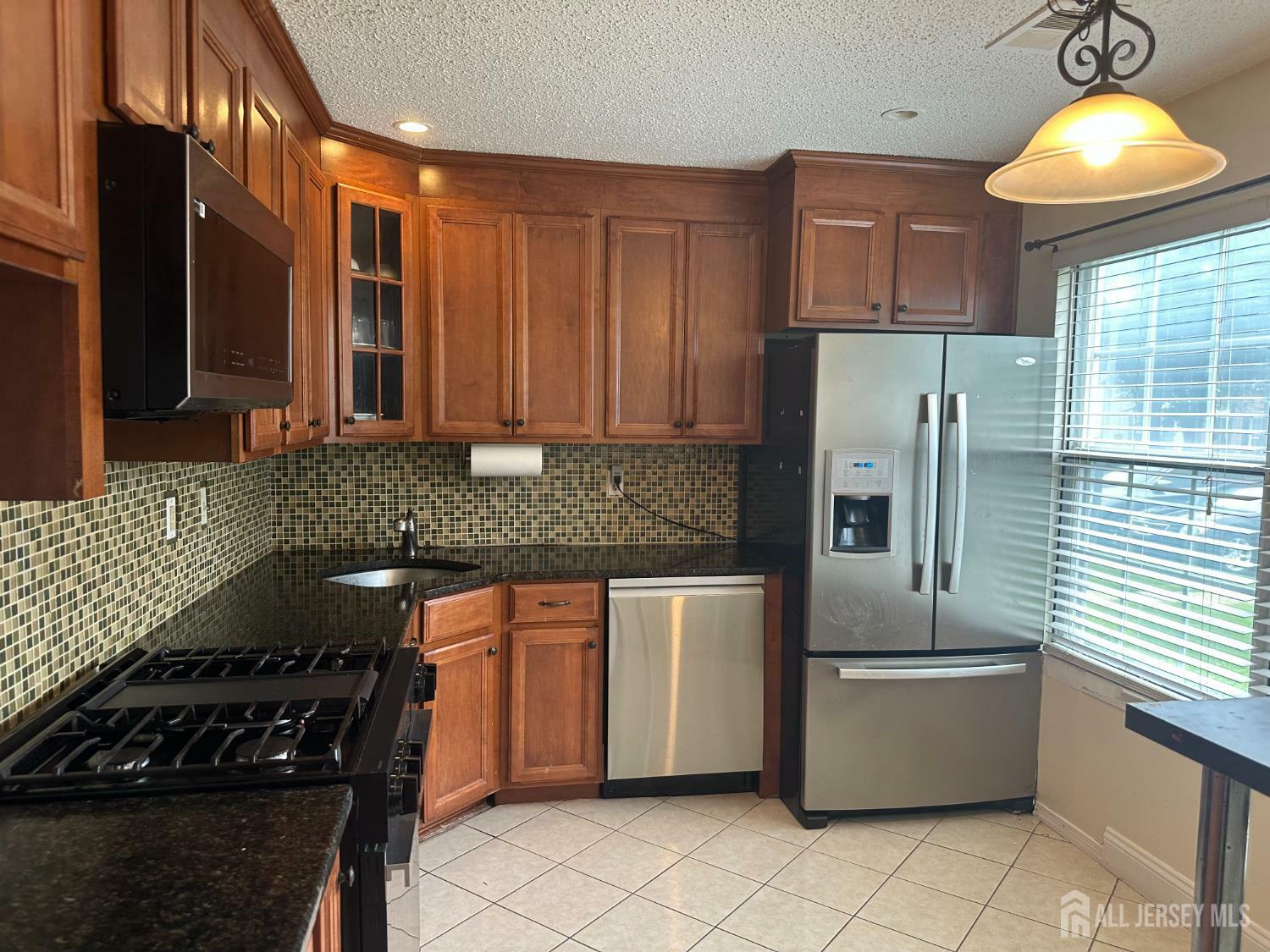 13 Albury Way  North Brunswick NJ 08902 photo