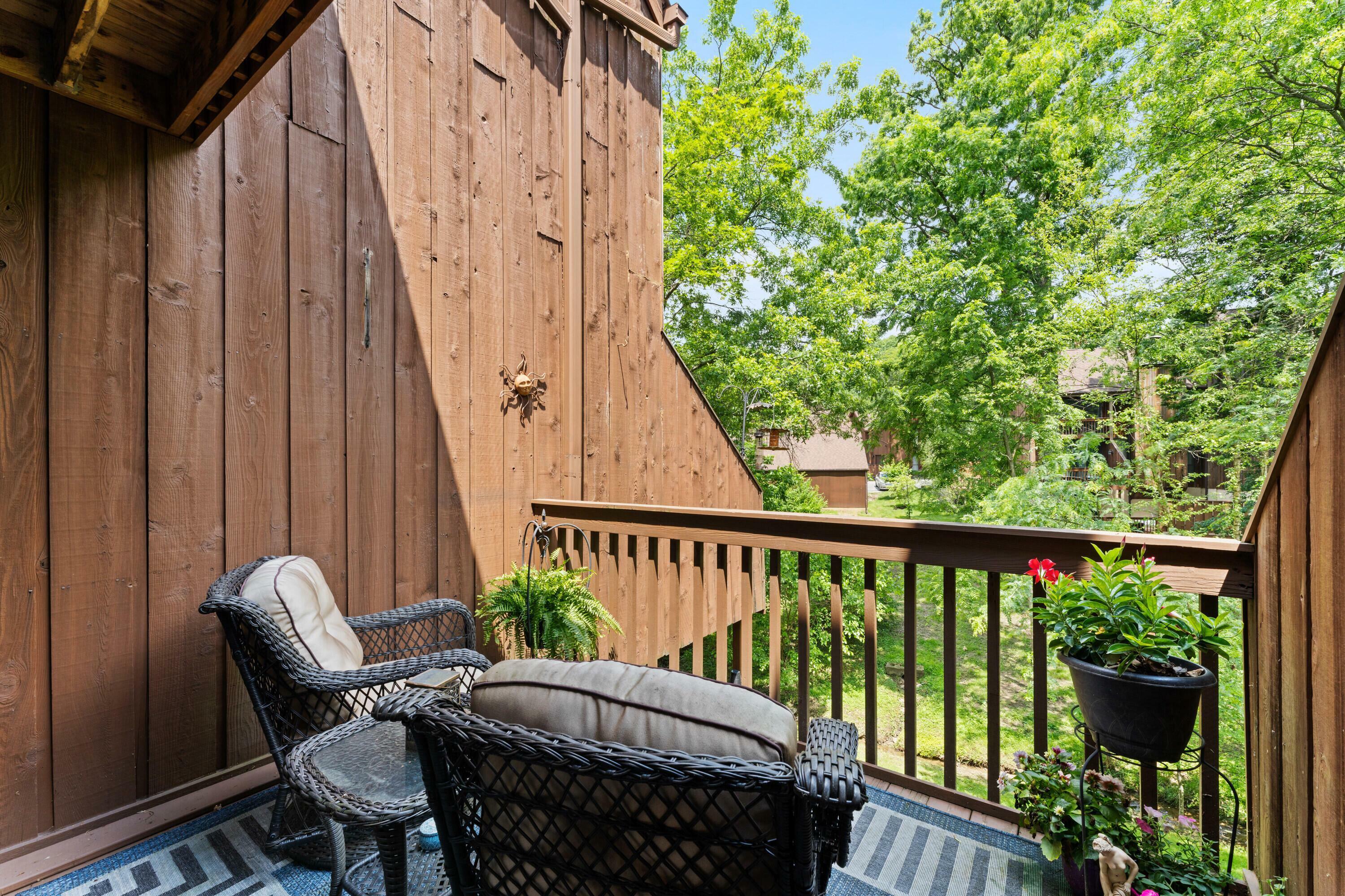 Property Photo: 4960 Wintersong Lane OH 43081
