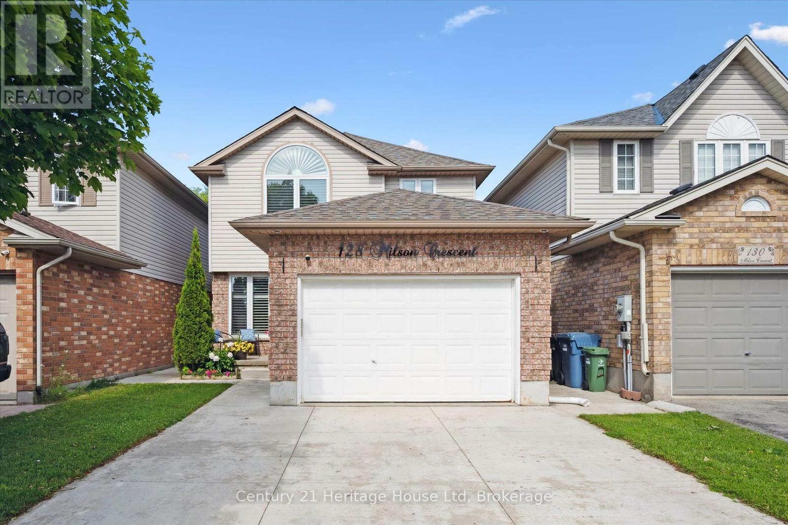 Property Photo:  128 Milson Crescent  ON N1C 1G5 