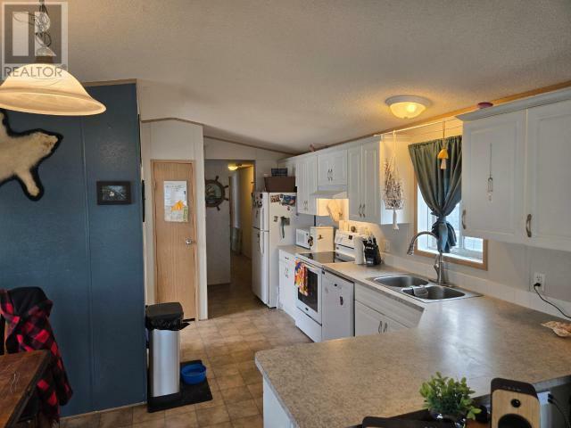 Property Photo: 56-833 Range Road YT Y1A 3A7