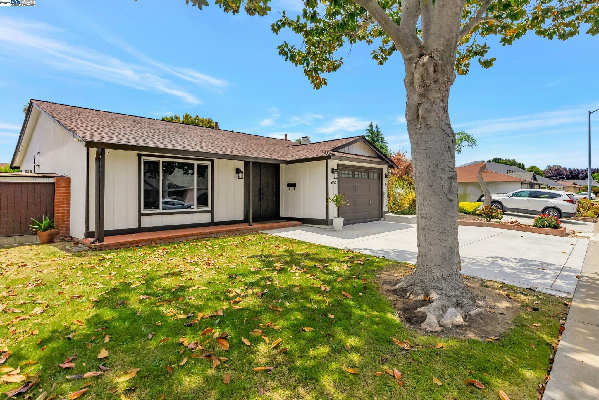 Property Photo: 3152 San Andreas Dr CA 94587