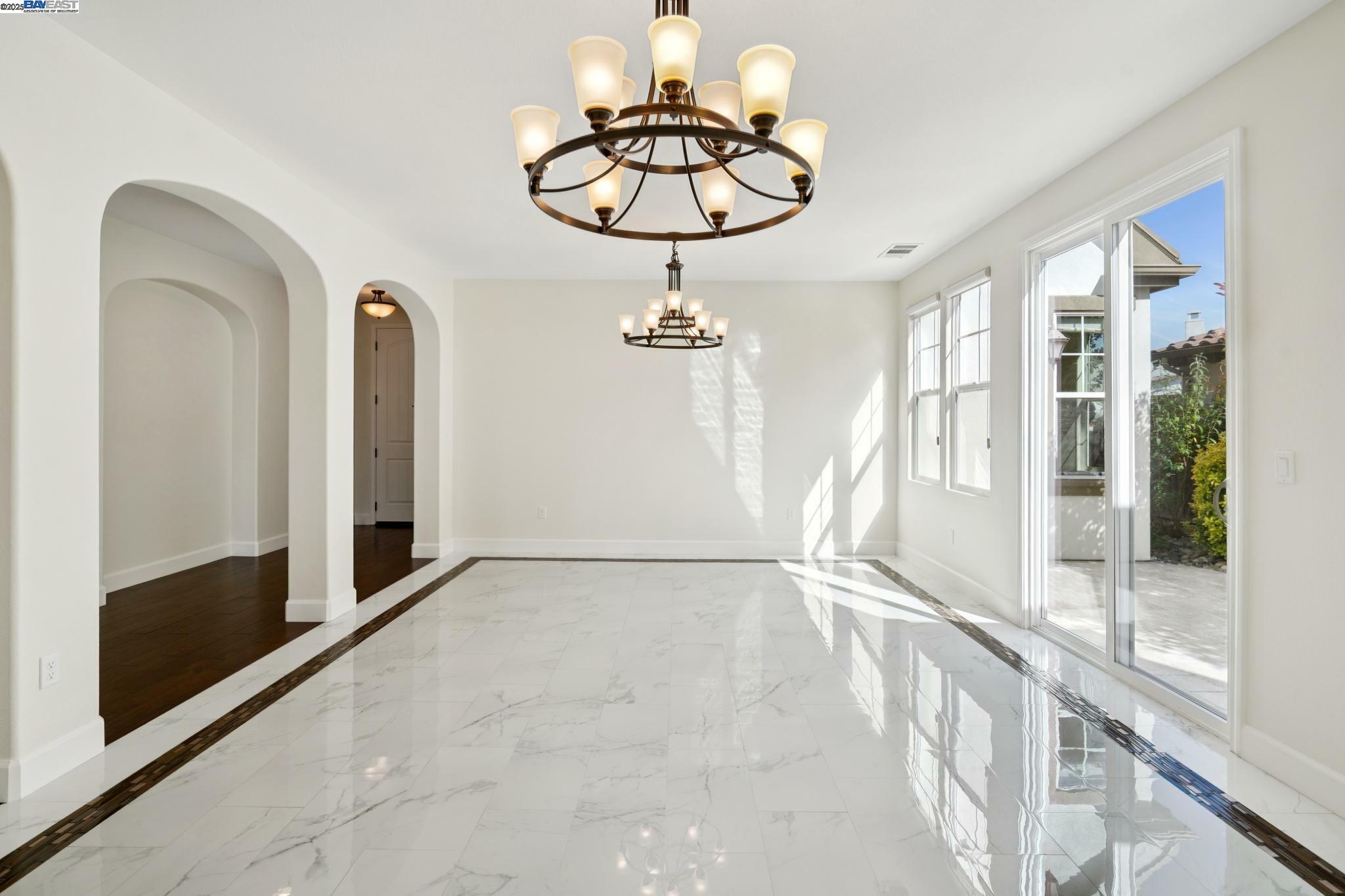 Property Photo: 454 Bengali Ct CA 94506