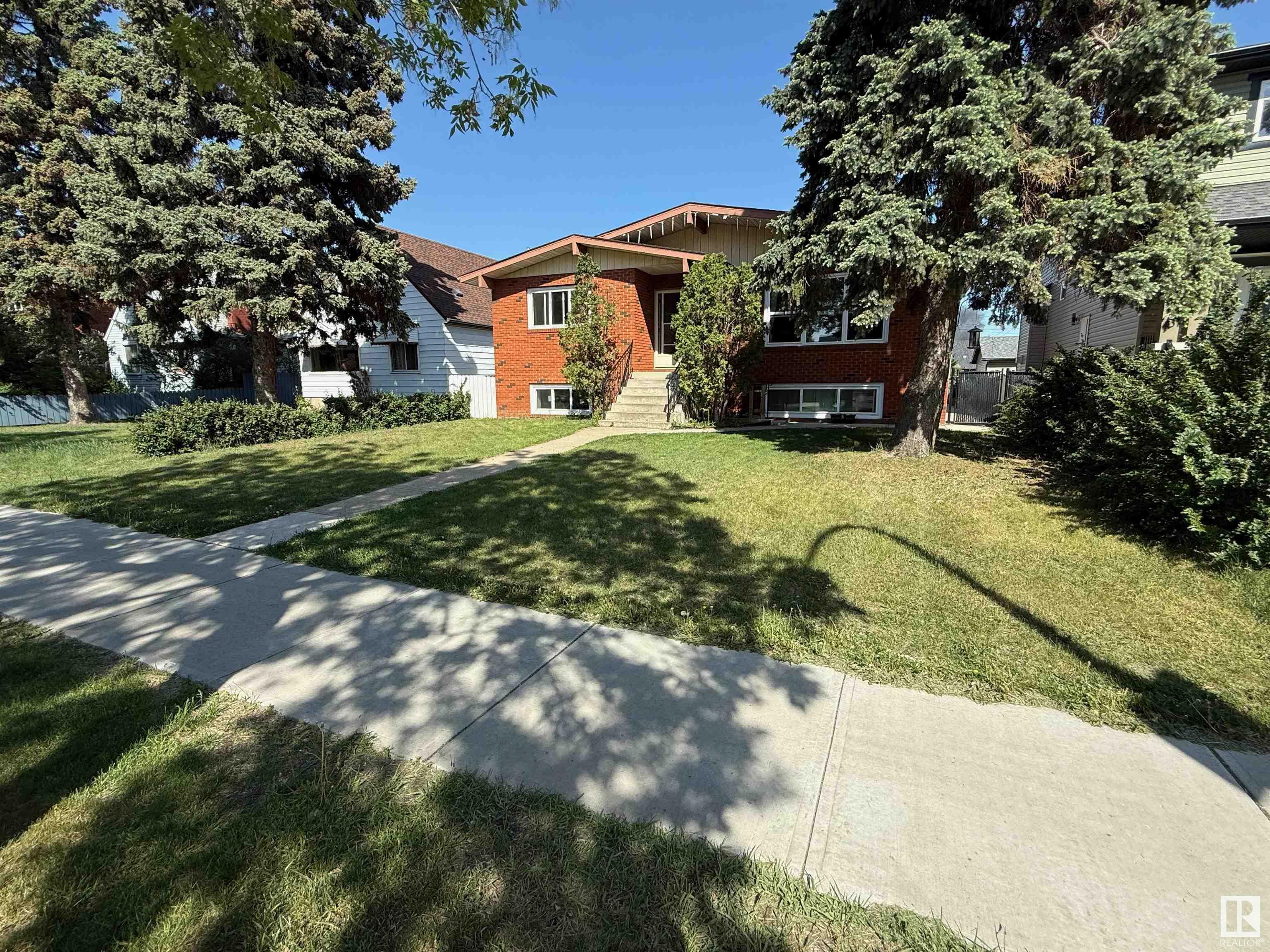 Property Photo: 11615 102 Street NW AB T5G 2E9