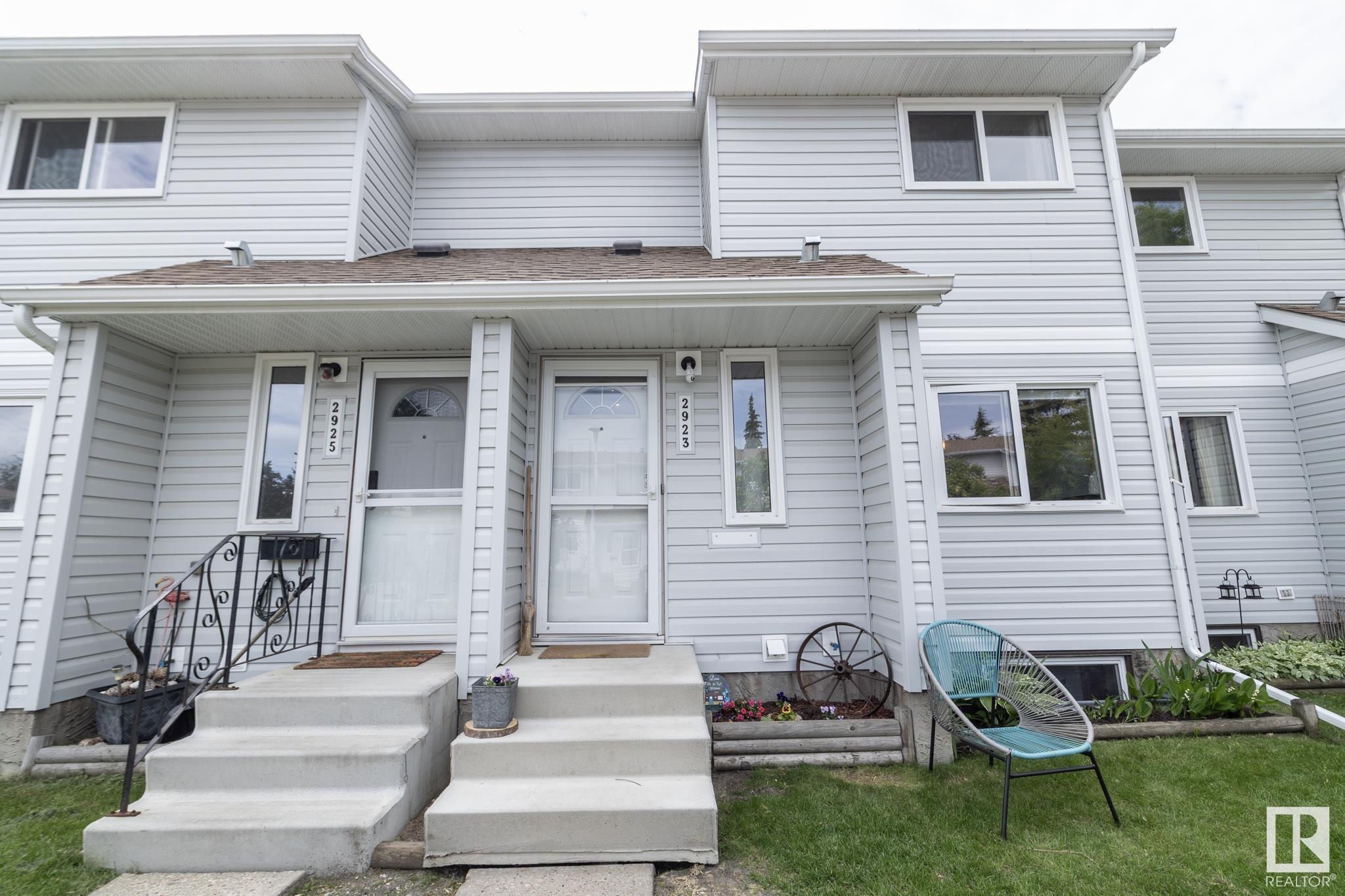 2923 109 Street NW  Edmonton AB T6J 4N6 photo