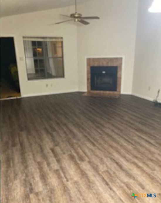 Property Photo: 2211 Barry Drive TX 76543
