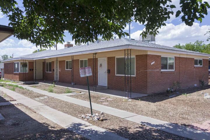 Property Photo:  1129 Georgia Street SE  NM 87108 