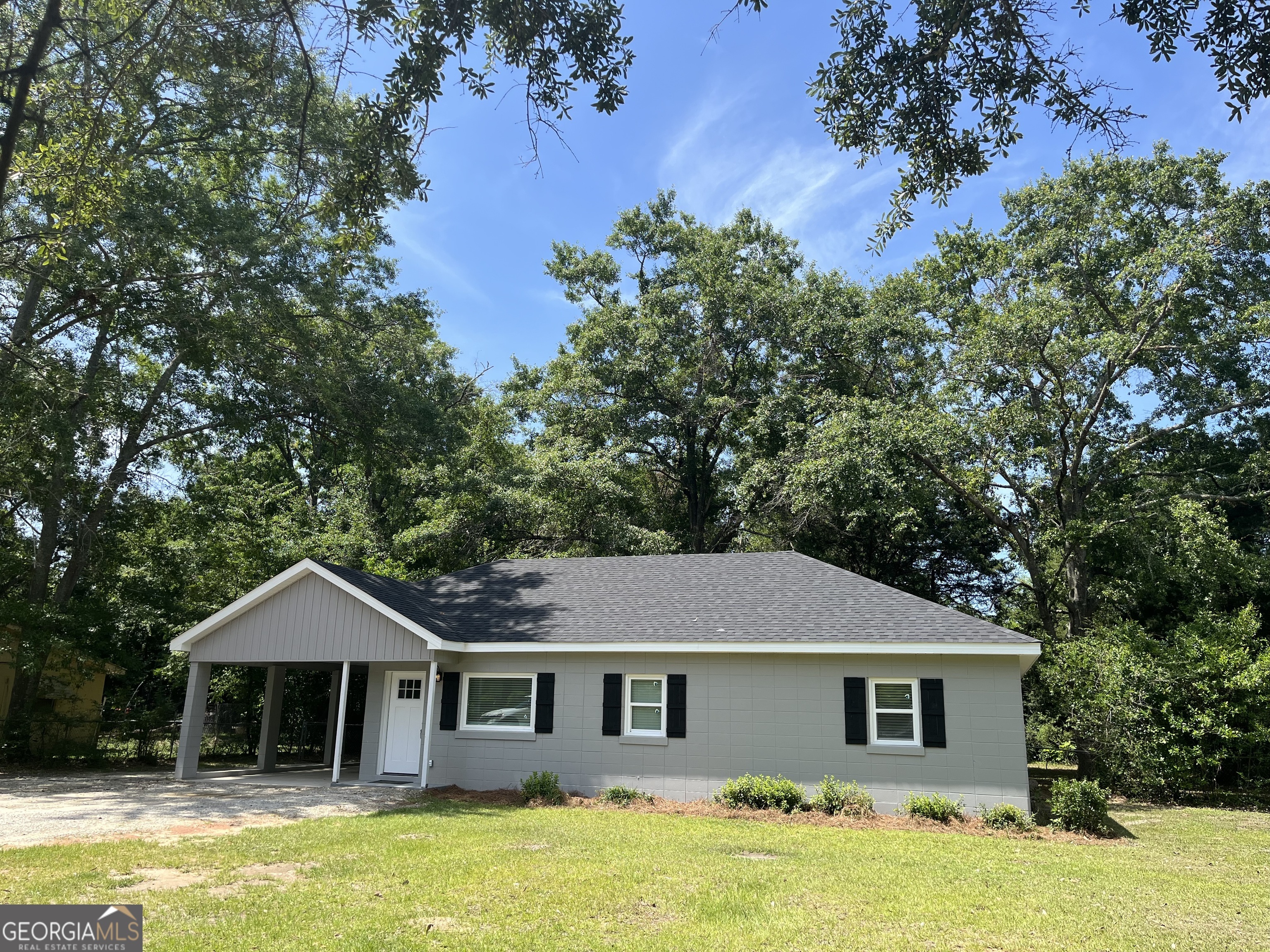 Property Photo: 112 Lassiter Drive GA 31021