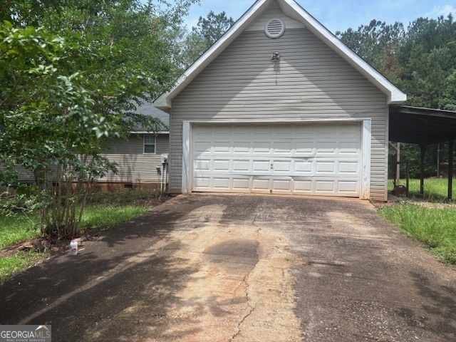 Property Photo: 301 Giles Ferry Road GA 30216