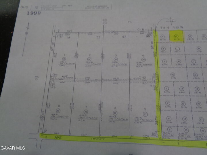 Property Photo:  24 Stw Ave. C8  CA 93551 