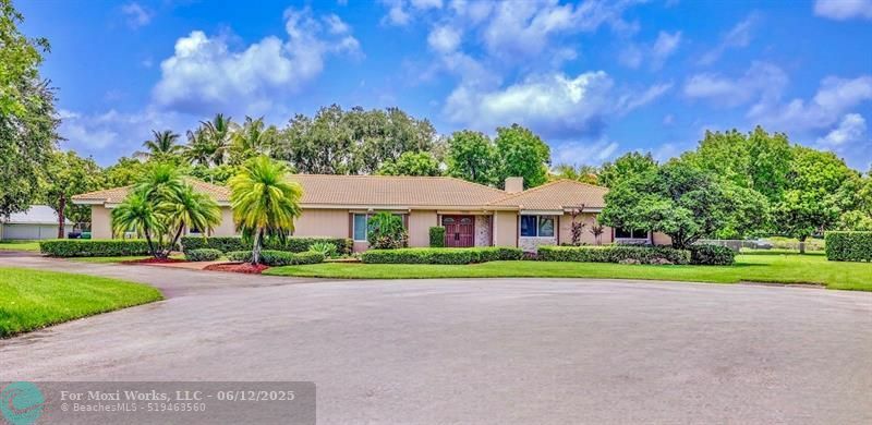 Property Photo:  11000 SW 75th Ct  FL 33156 