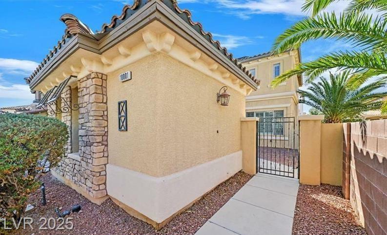 Property Photo: 10001 Blairwood Court NV 89178