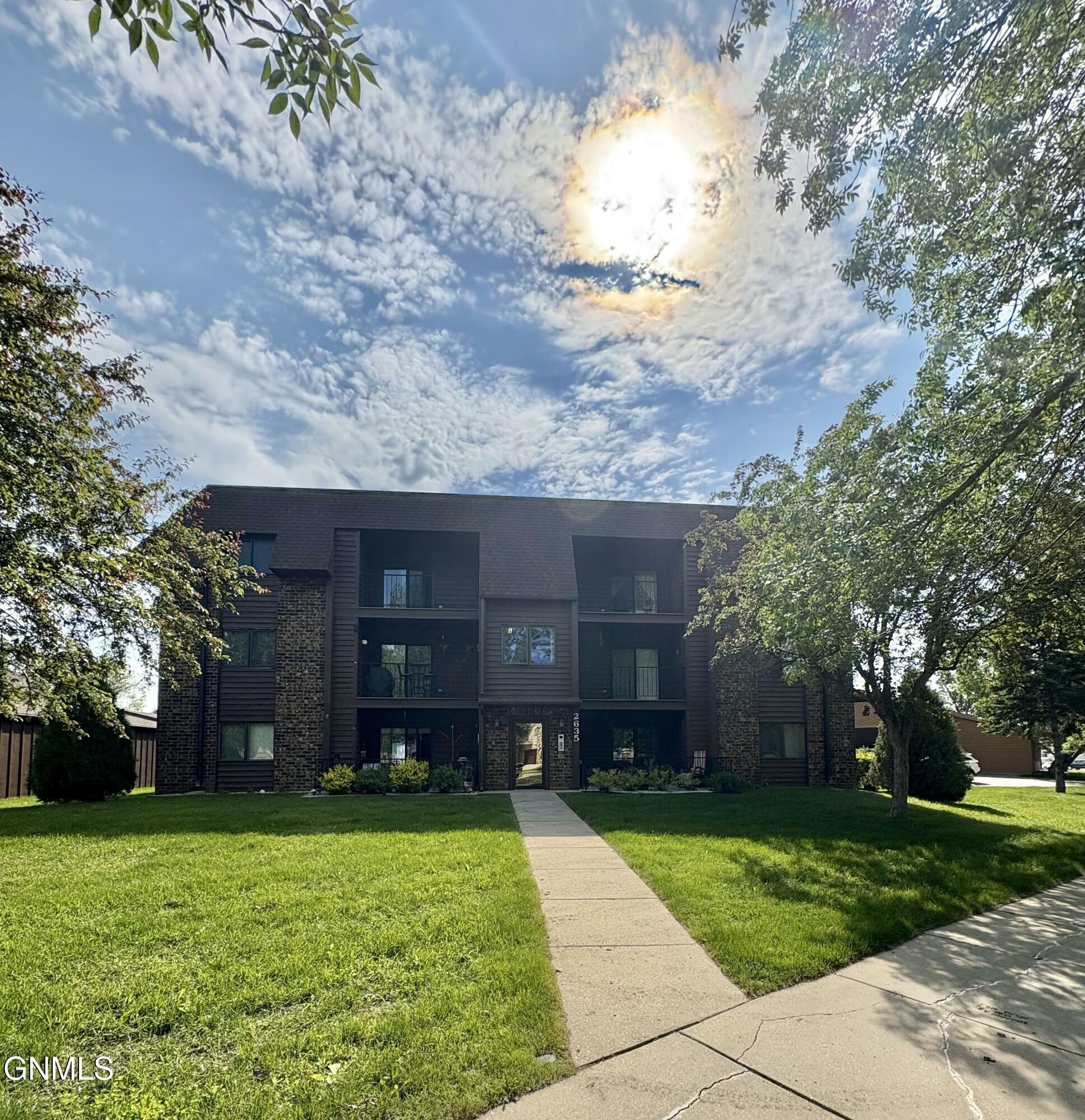 2635 Gateway Avenue 11  Bismarck ND 58503 photo