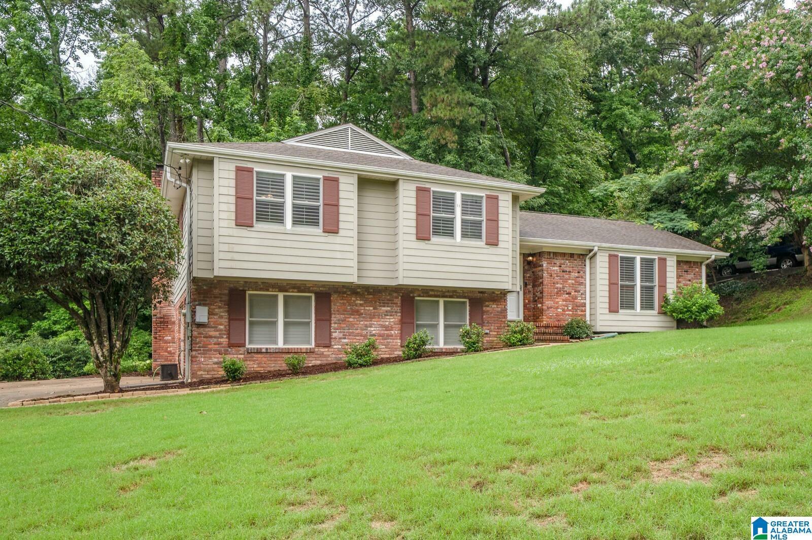 Property Photo: 3418 Tequesta Lane AL 35226