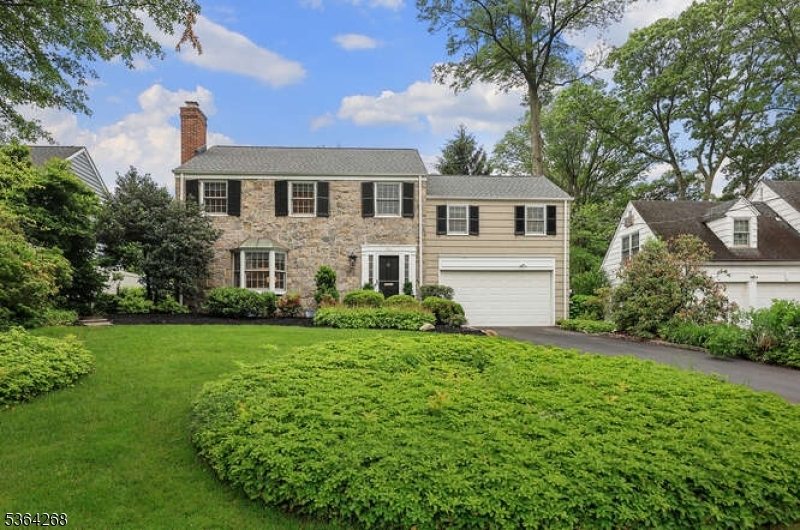 Property Photo: 214 Wells St NJ 07090