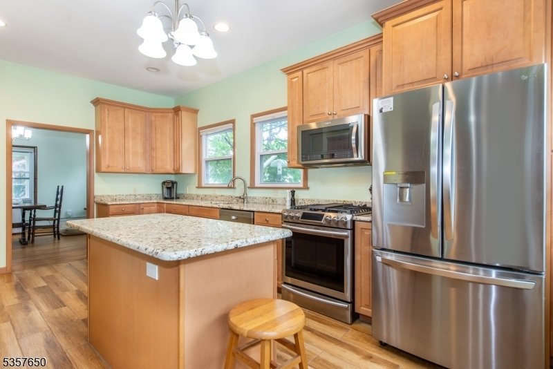 Property Photo: 100 W Hanover Ave NJ 07950