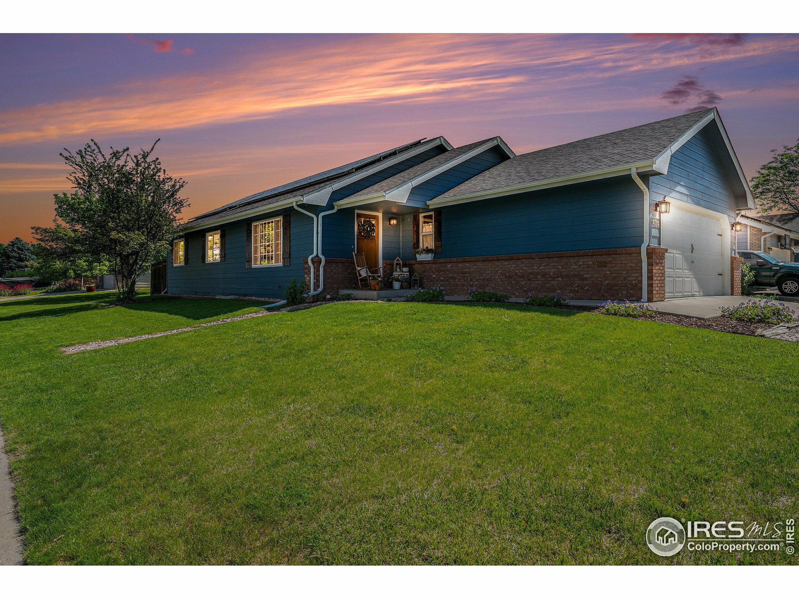 404 Meadow Dr  Windsor CO 80550 photo