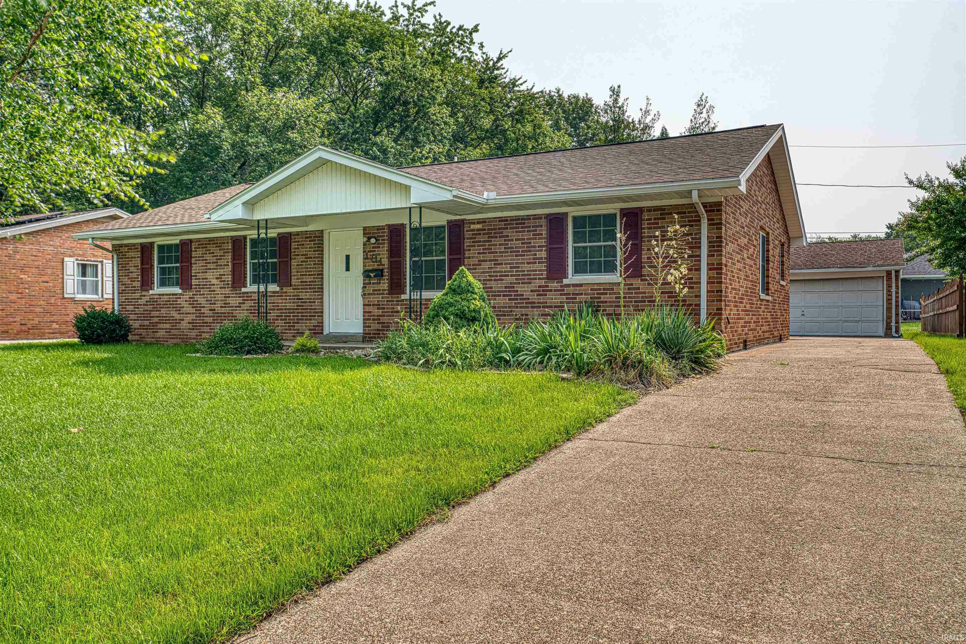 1714 S Kenmore Drive  Evansville IN 47715 photo