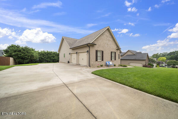 Property Photo: 8118 Frederick John St TN 37938