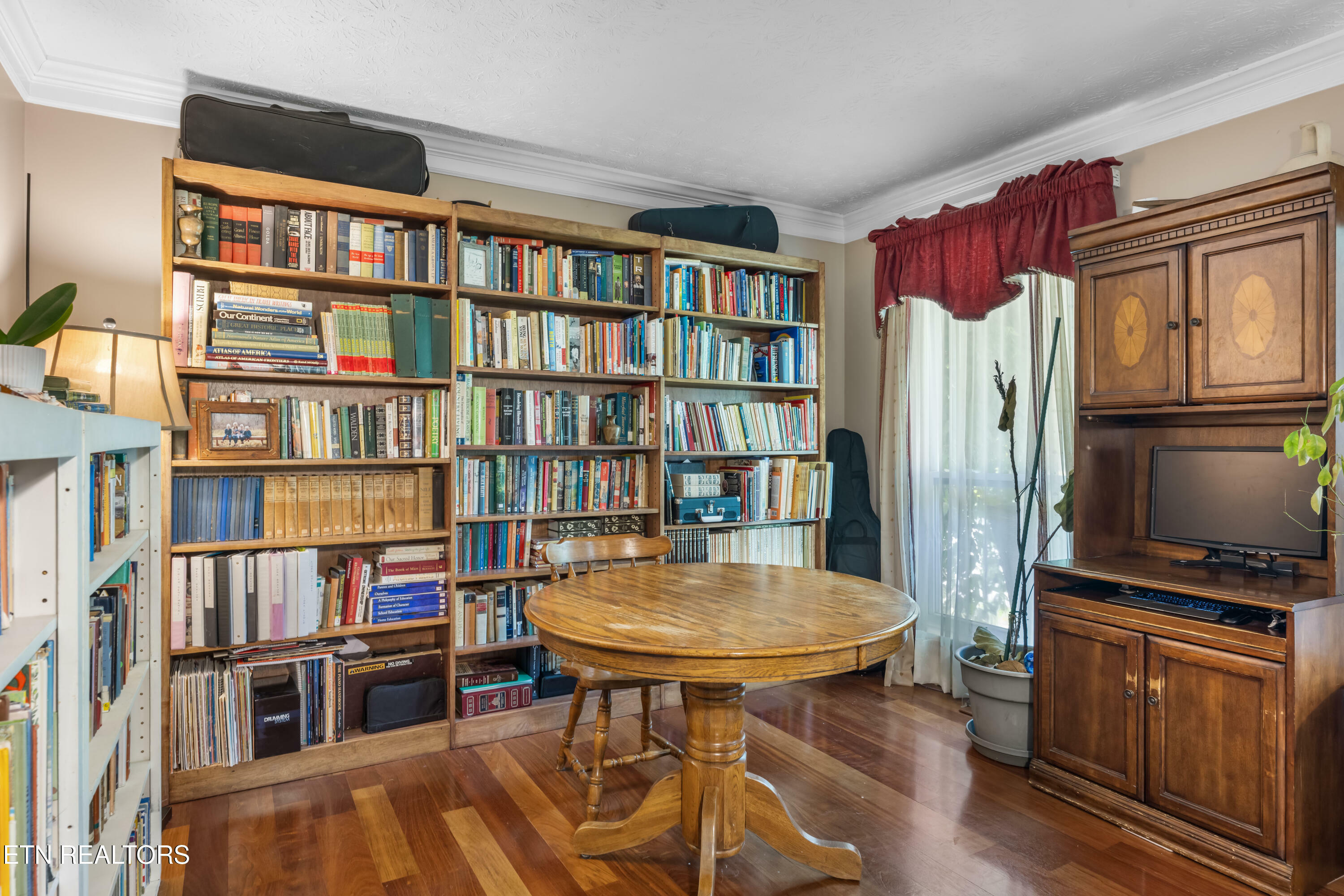 Property Photo: 1312 Zachary Taylor Rd TN 37922