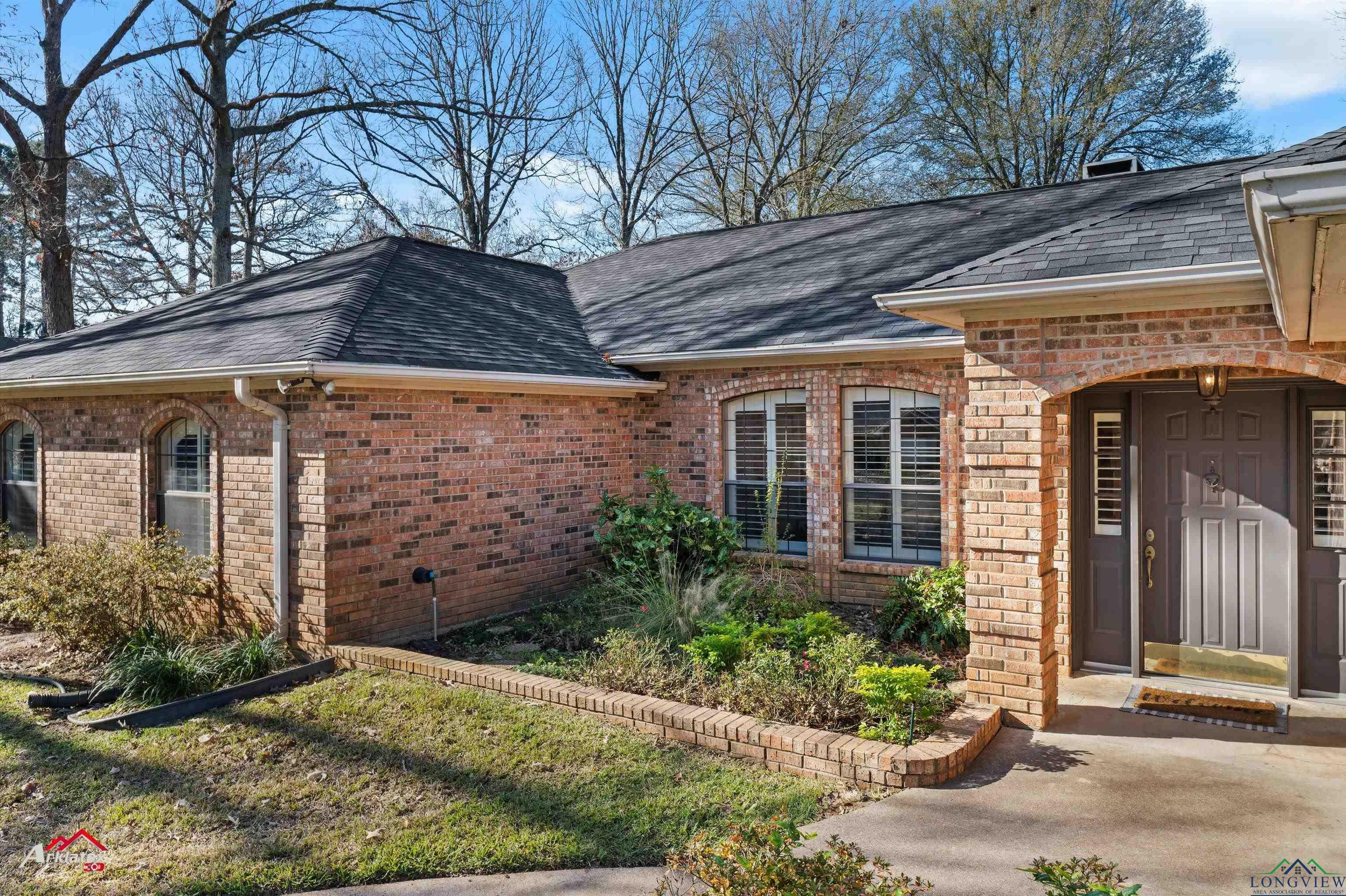 327 Forest Hills  Hallsville TX 75650 photo