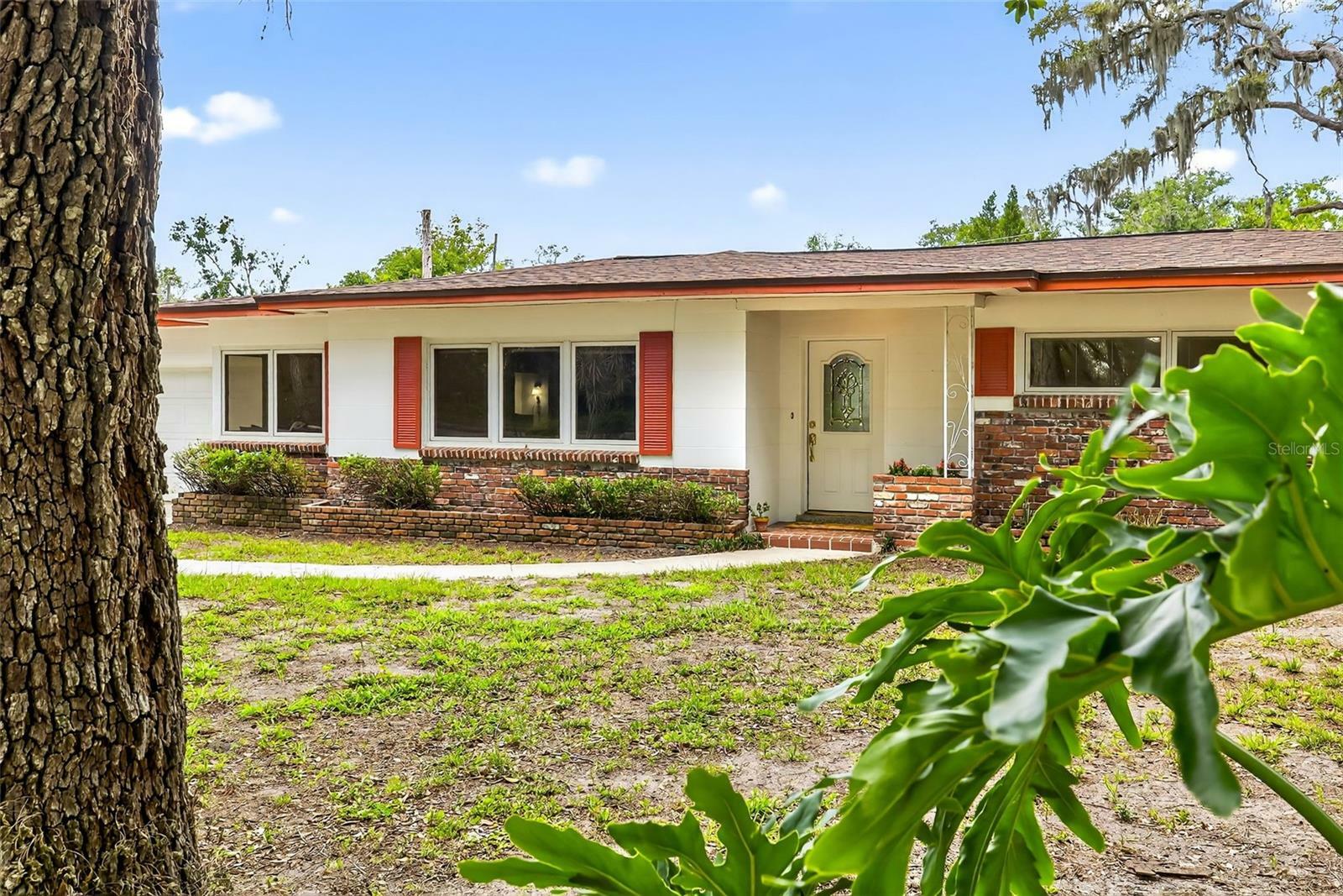 Property Photo:  327 Sunnyside Road  FL 33617 