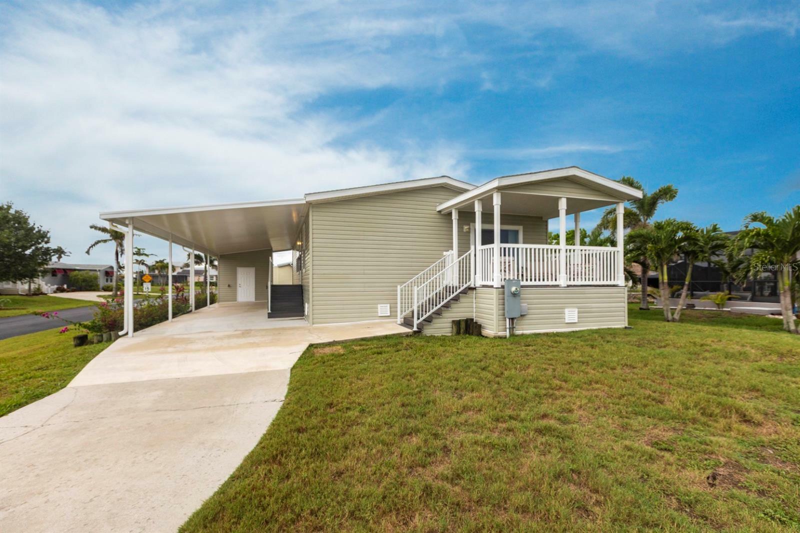 Property Photo: 4350 Deltona Drive FL 33950