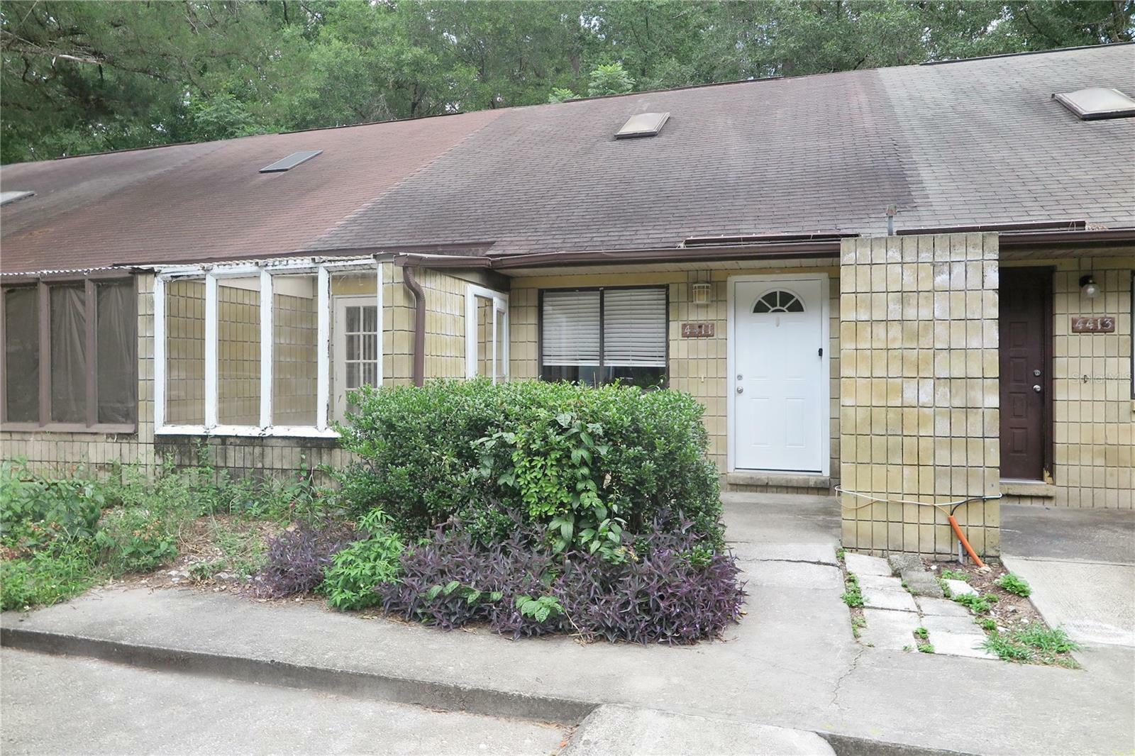 Property Photo: 4411 SW 67th Terrace FL 32608