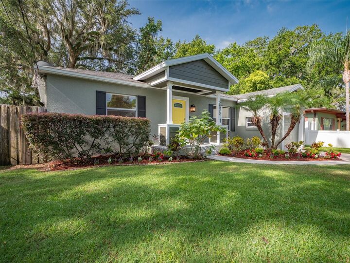 Property Photo: 2100 Forest Circle FL 32803