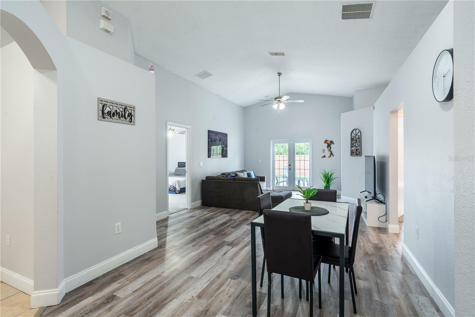 Property Photo: 1659 Sage Creek Court FL 32824