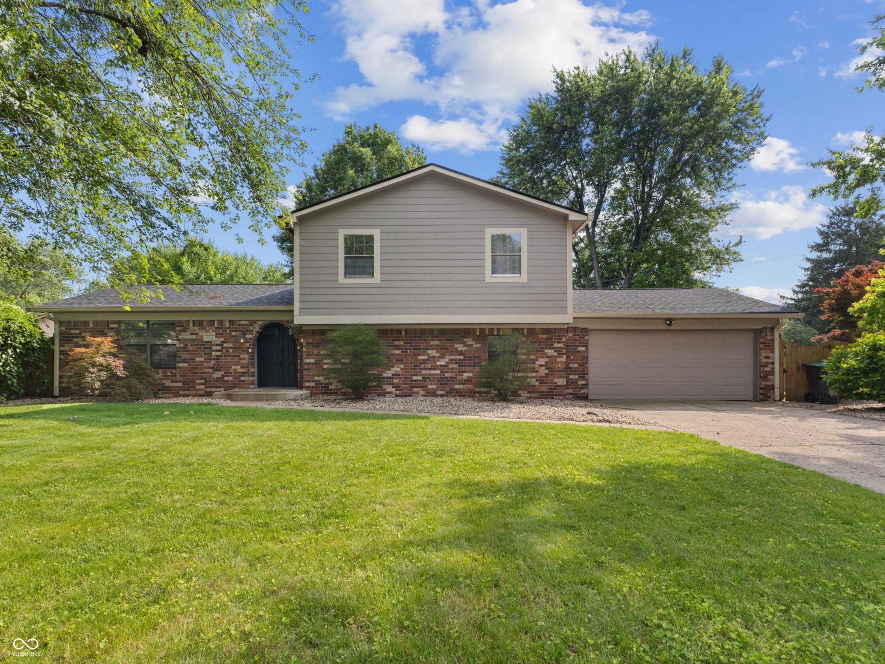 Property Photo: 750 Hillcrest Drive IN 46142