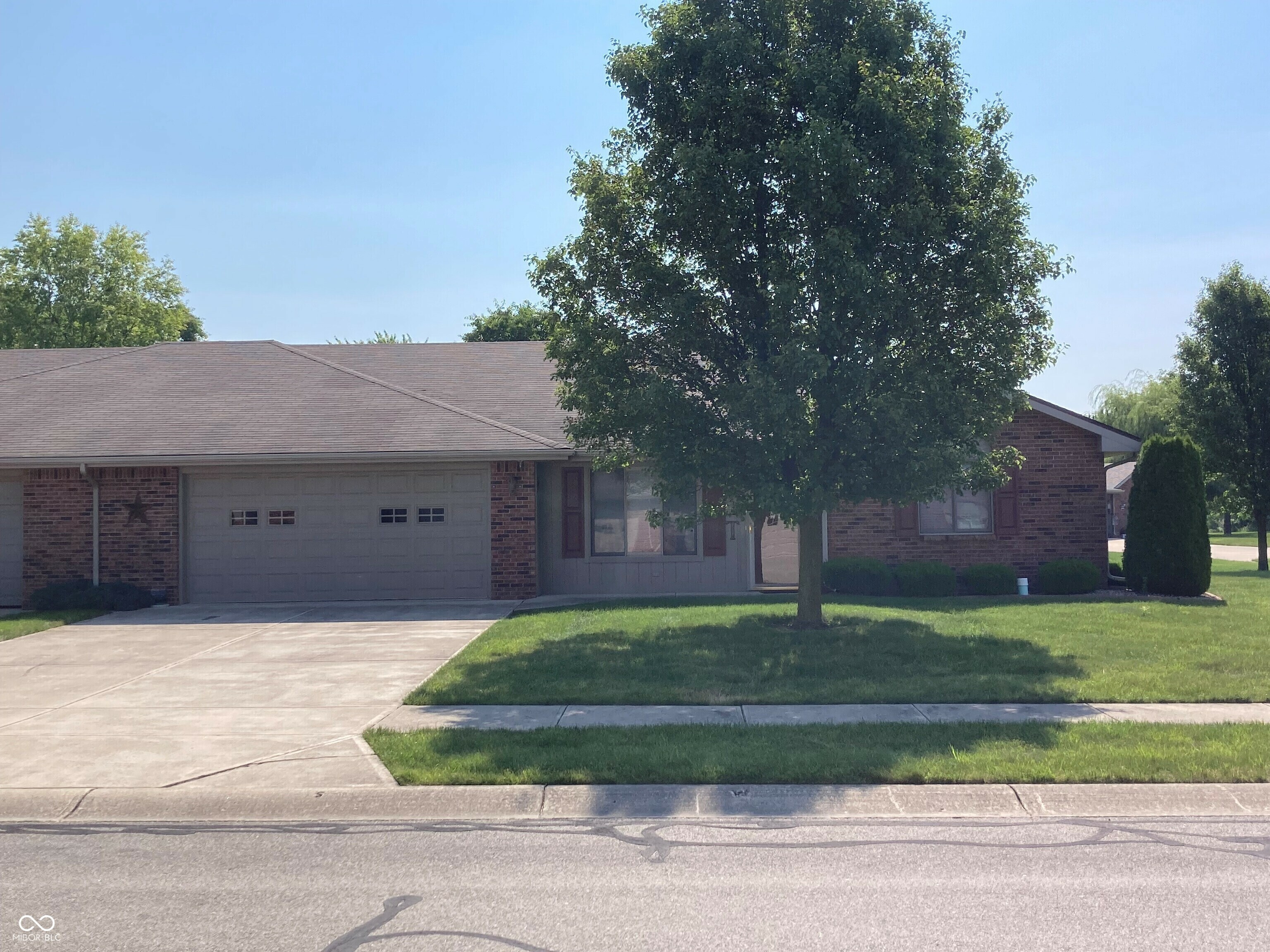 Property Photo: 4910 Bowie Drive IN 46013