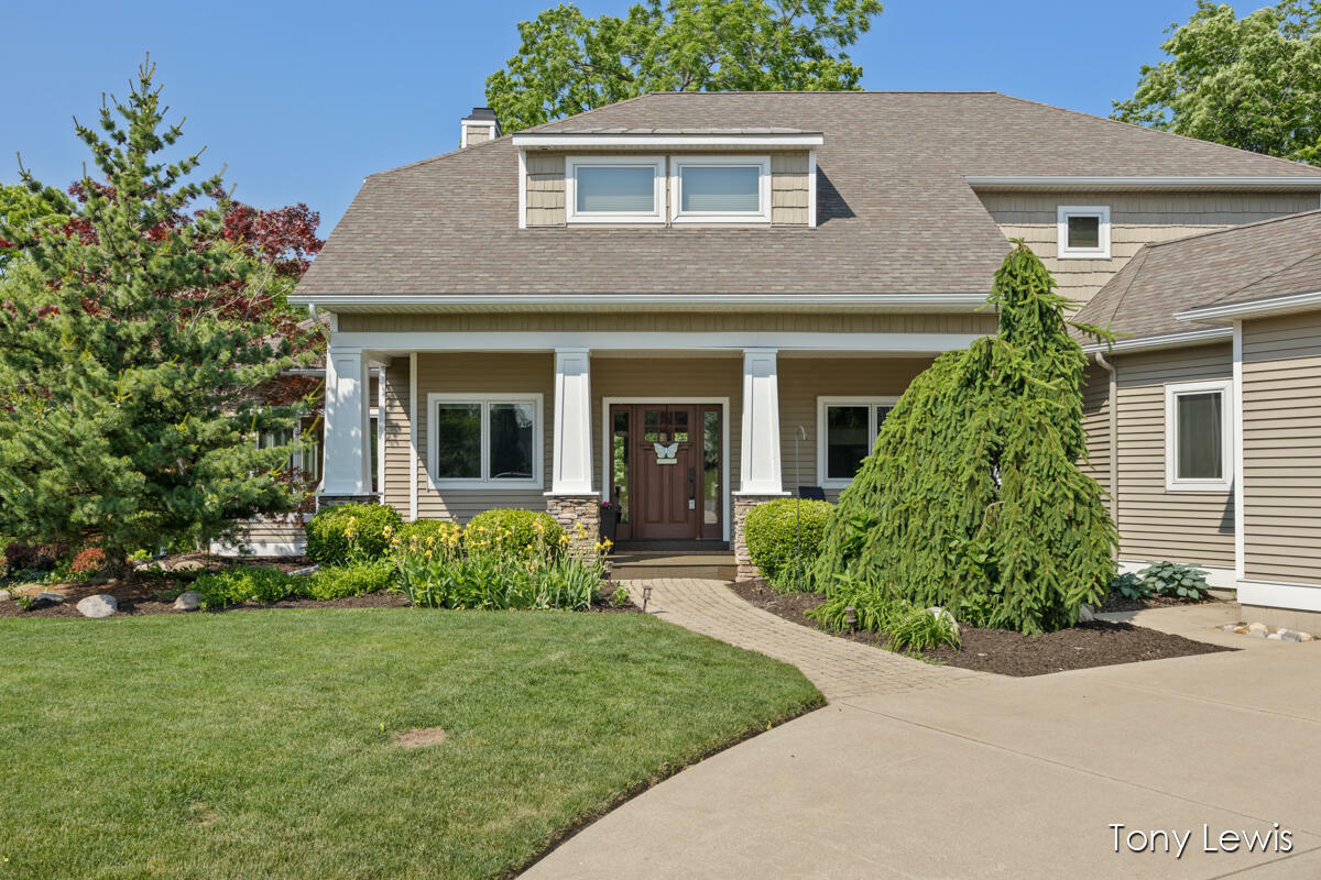 Property Photo: 2331 Deer Trail Drive NE MI 49505