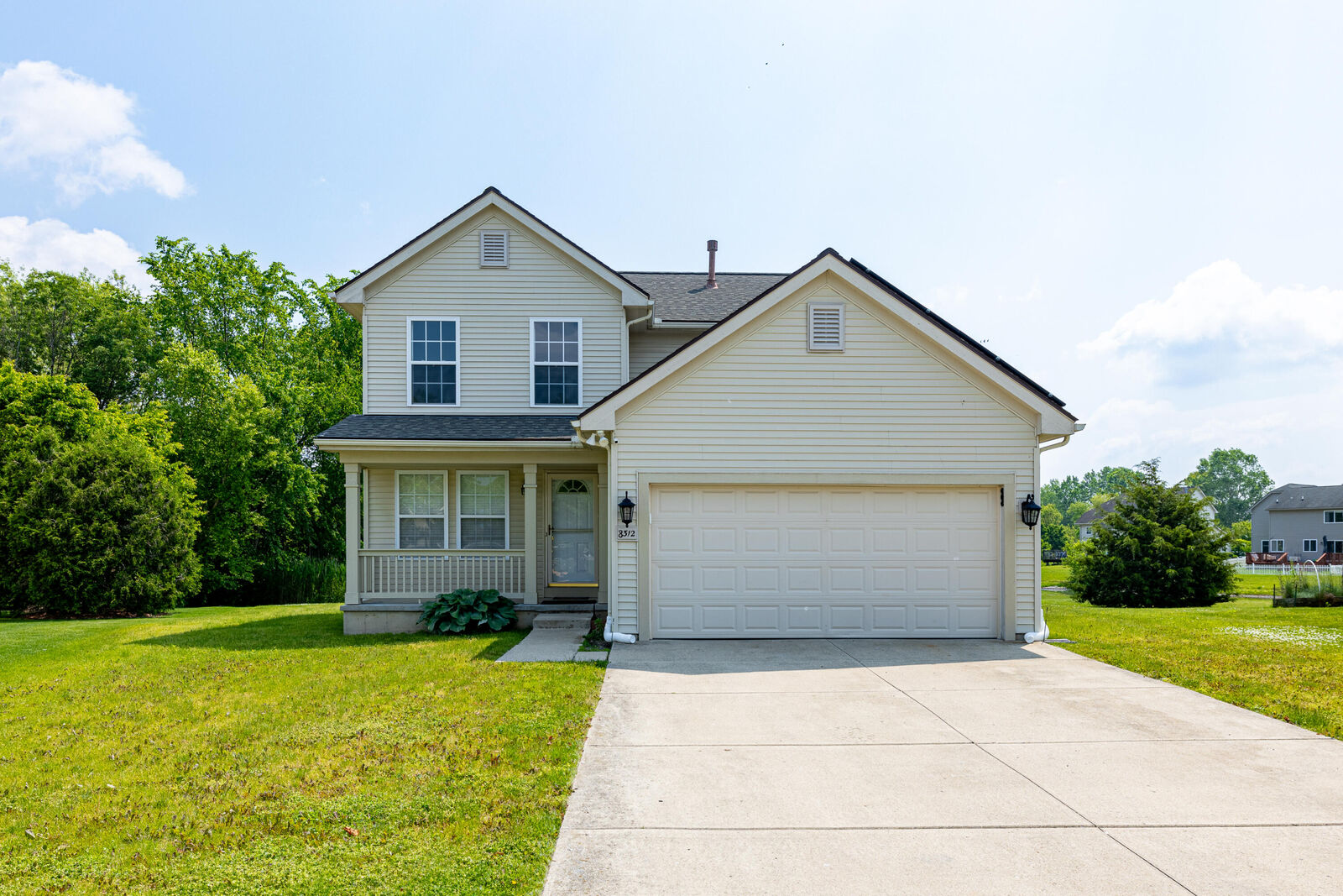 Property Photo:  8312 N Warwick Court  MI 48198 