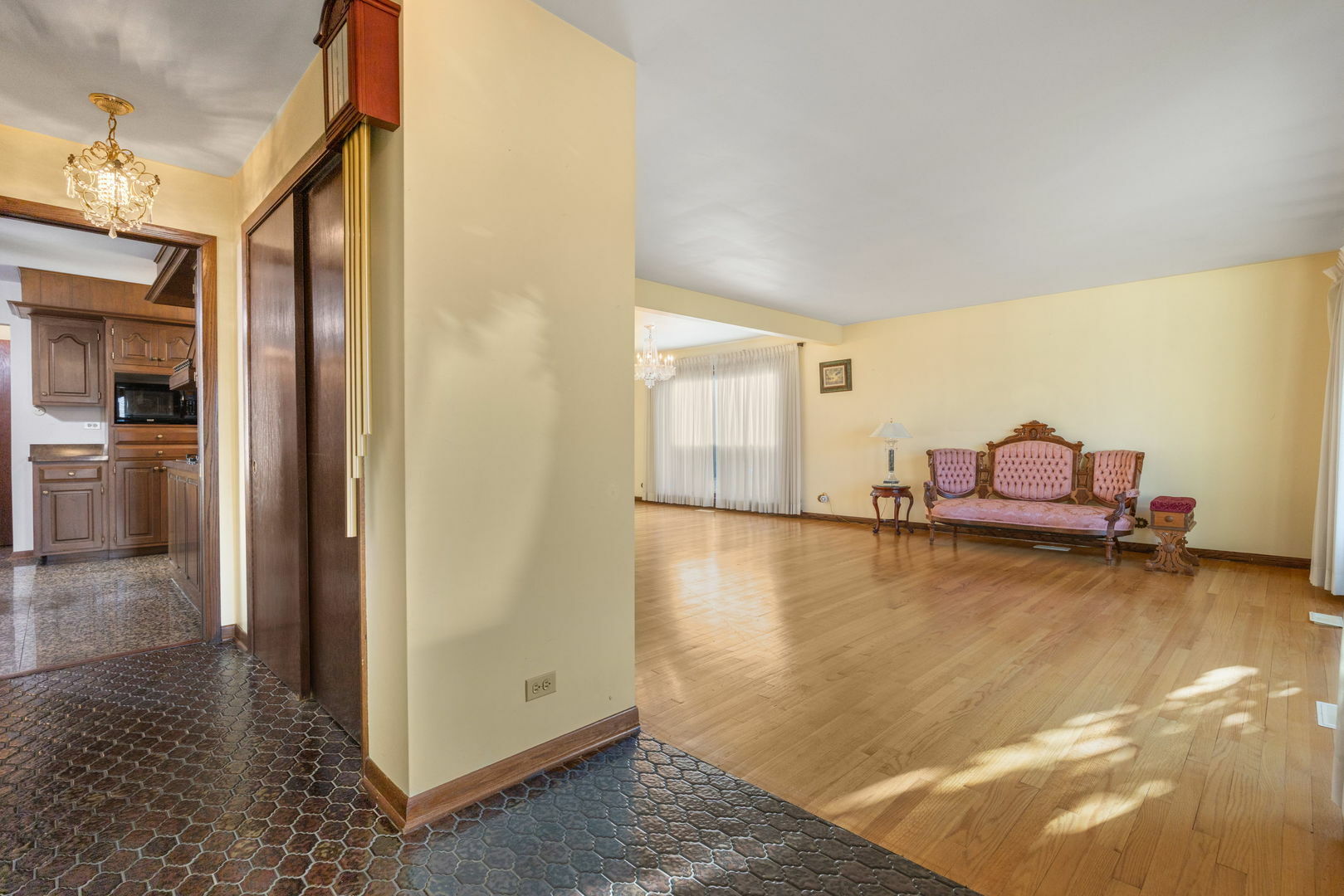 Property Photo: 10929 Raleigh Street IL 60154