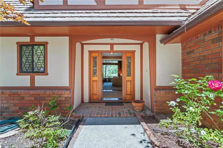 Property Photo: 524 Golf Course Road CA 92352